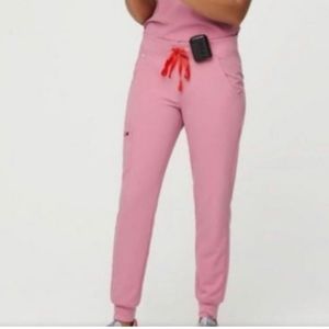 Women's Figs chalk pink zamora jogger
